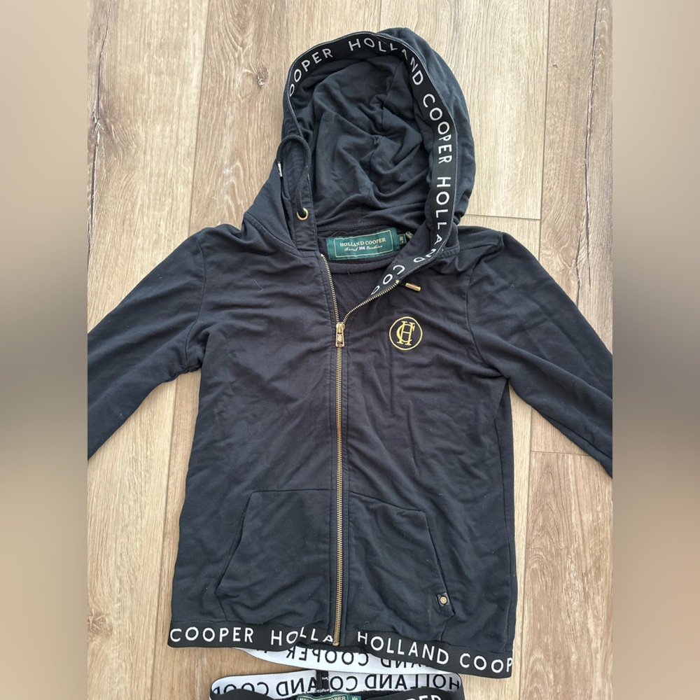 Holland Cooper sweat shirt and leggings